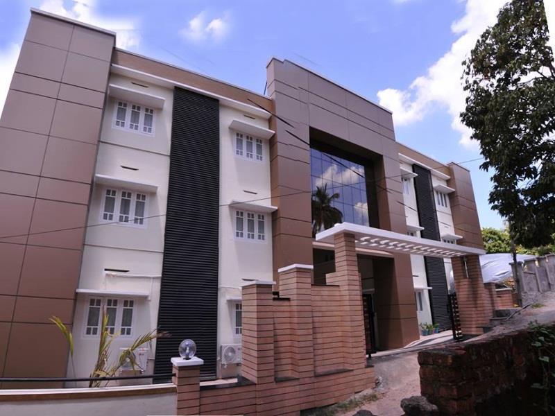Wayanad Cliff Hotels Apartments Kalpatta Buitenkant foto