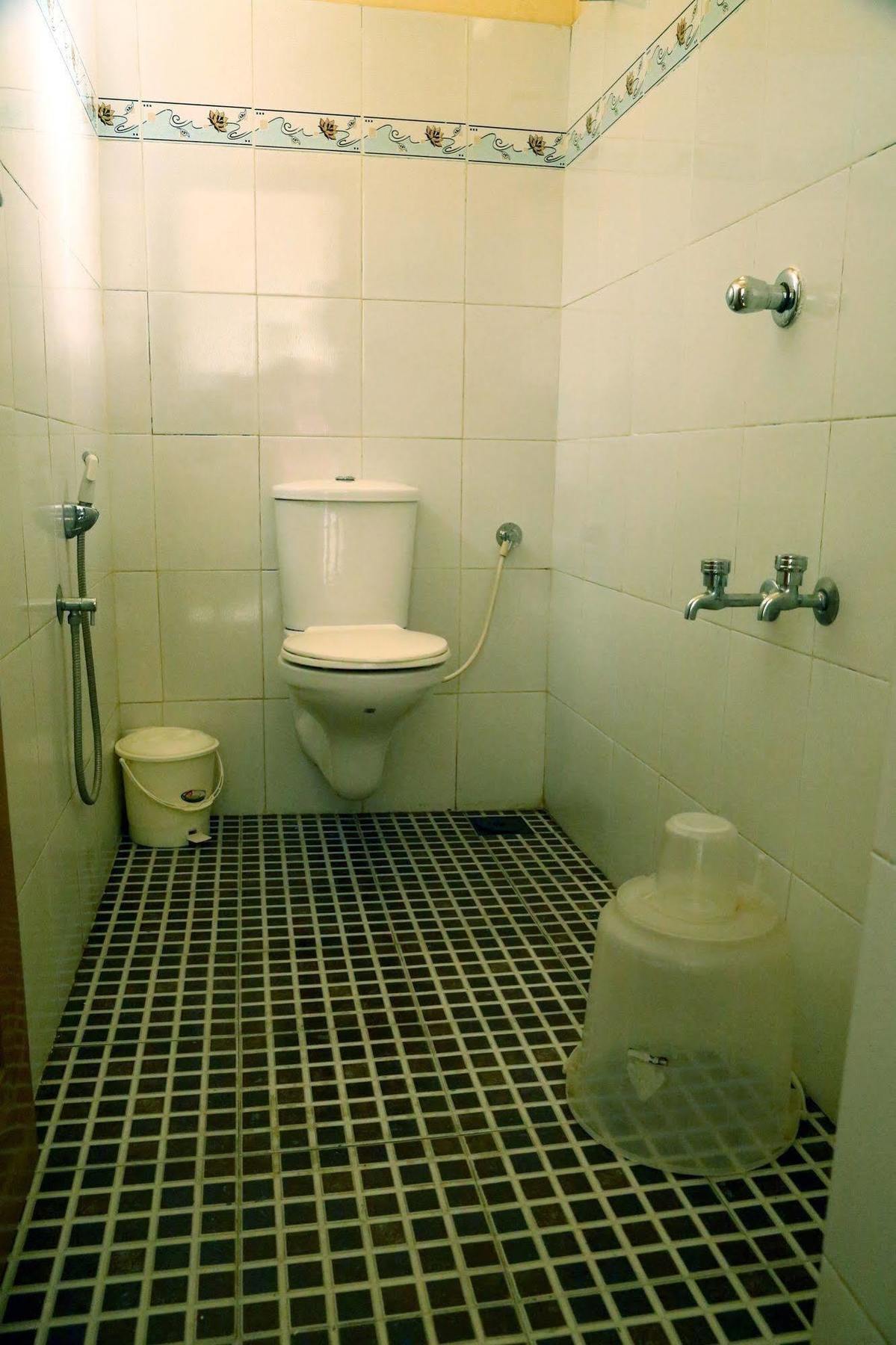 Wayanad Cliff Hotels Apartments Kalpatta Buitenkant foto